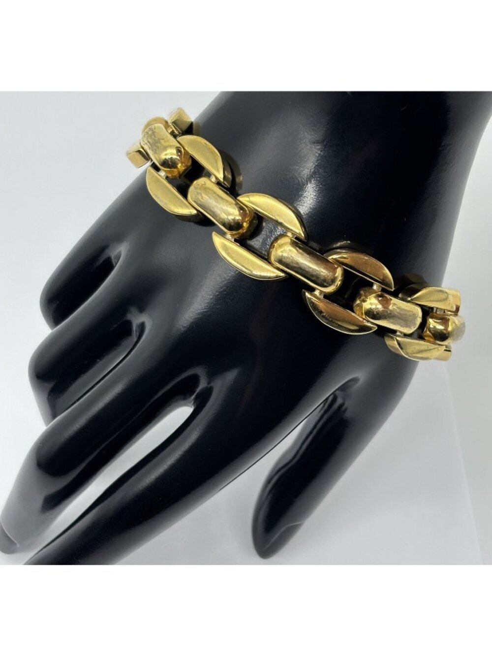 Vintage 1980s Bracelet Chunky Bold Chic Geometric Gold-Tone Metal Links Unsigned